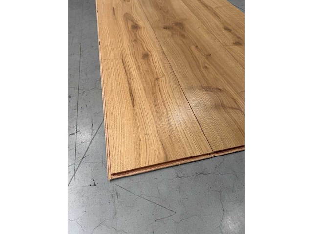 96 m² laminaatvloer 8mm bermain - afbeelding 3 van  3