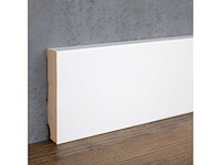 96 meter mdf luxe muur plinten 2400 x 58 x 12 mm - afbeelding 1 van  3