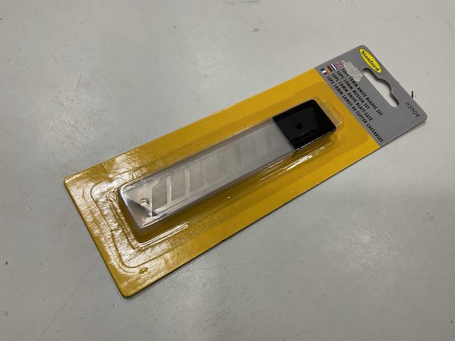 96 sets van 10 breek messen 18 mm - afbeelding 1 van  2