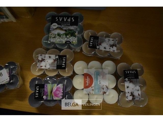 ±96st theelichtjes met geur - afbeelding 1 van  2