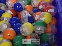 ±98 verrassingsballen - afbeelding 3 van  4