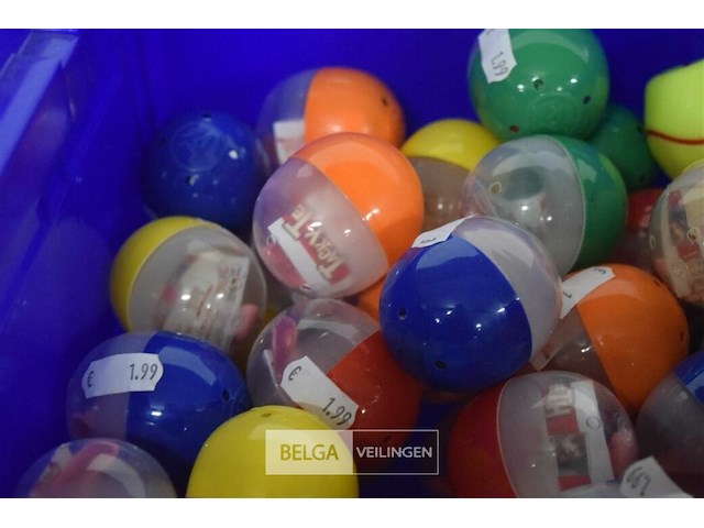 ±98 verrassingsballen - afbeelding 4 van  4