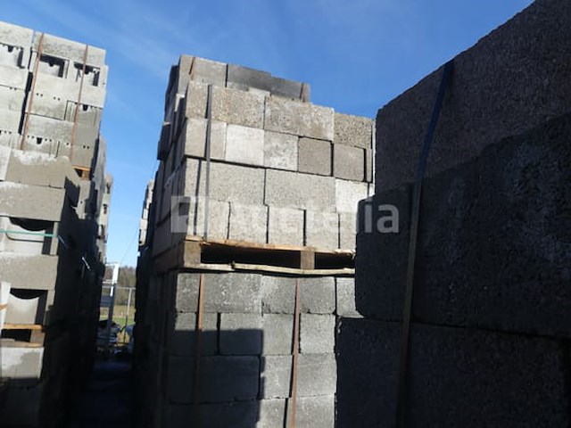 980 massieve blokken dikte 19 cm - afbeelding 4 van  8
