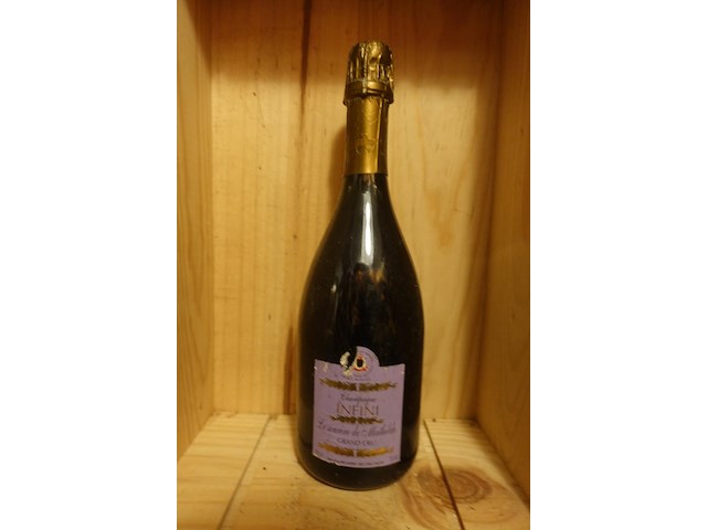 9x 75cl champagne infini le sourire de mathilde grand cru - afbeelding 1 van  2