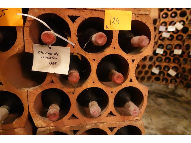9x 75cl chateau cap de mourlin 1967 - afbeelding 3 van  4