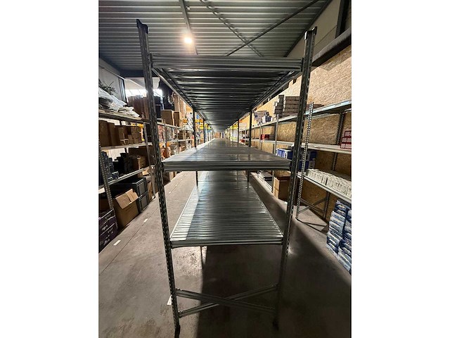 9x aluminium rekken – totaal ±10,8 meter – lot 113 - afbeelding 6 van  7