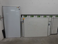 9x divers whiteboard