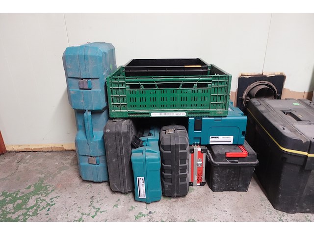 9x diverse koffer - afbeelding 2 van  5