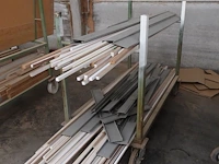 9x diverse metalen kar + inhoud - afbeelding 2 van  10