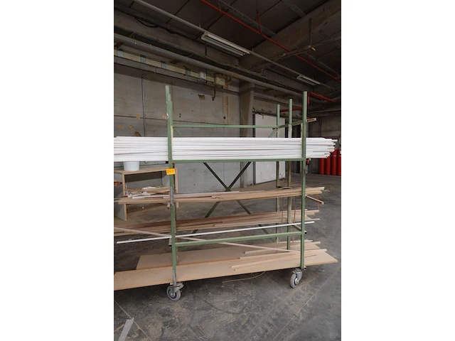 9x diverse metalen kar + inhoud - afbeelding 4 van  10