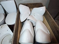(9x) diverse toiletten - afbeelding 4 van  5