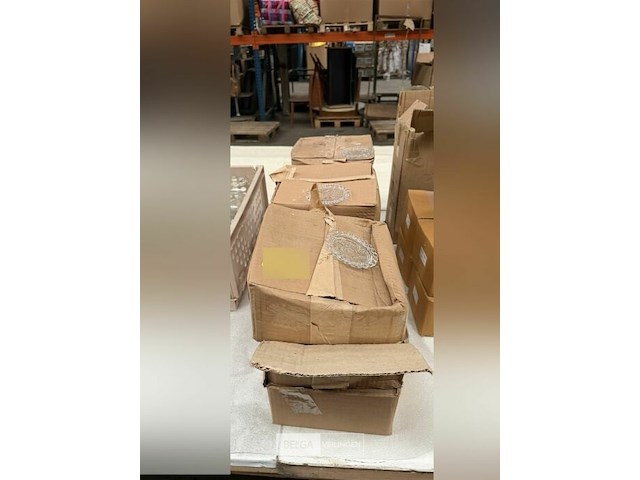 9x doos met glazen onderzetters - afbeelding 1 van  4