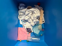 9x kunstof opbergbox + inhoud - afbeelding 7 van  12
