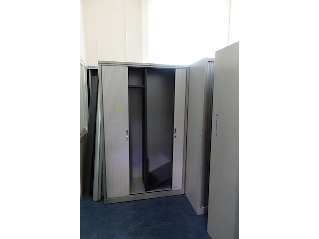 9x metalen lockerkast - afbeelding 1 van  4