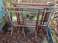 9x metalen schragen - afbeelding 1 van  2