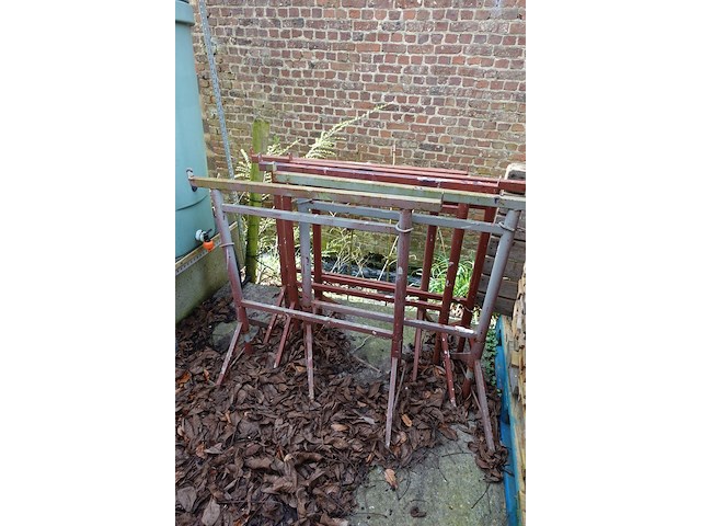 9x metalen schragen - afbeelding 2 van  2