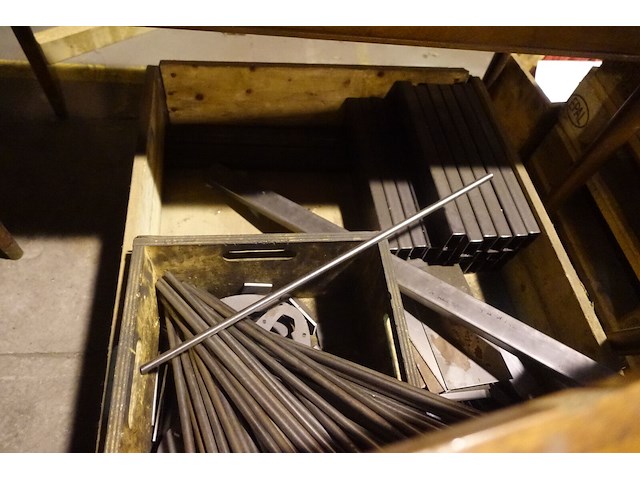 9x pallet metalen onderdelen - afbeelding 4 van  12
