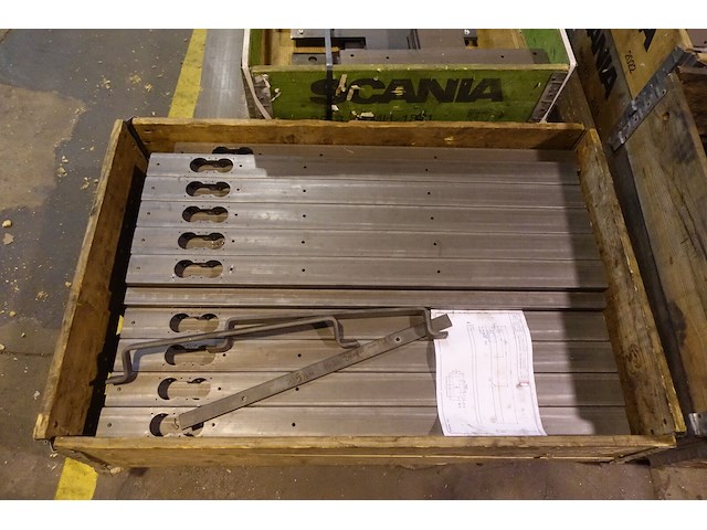 9x pallet metalen onderdelen - afbeelding 5 van  12