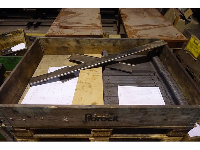 9x pallet metalen onderdelen - afbeelding 9 van  12