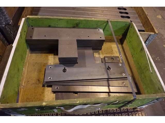 9x pallet metalen onderdelen - afbeelding 10 van  12