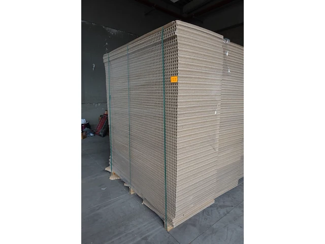 9x pallet spaanplaat deurvulling - afbeelding 2 van  6