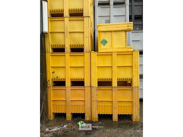 9x palletbox kunststof - afbeelding 1 van  1