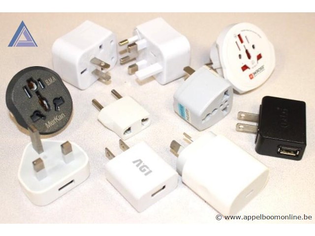 9x reisadapters, diverse types, werking niet gekend - afbeelding 1 van  1