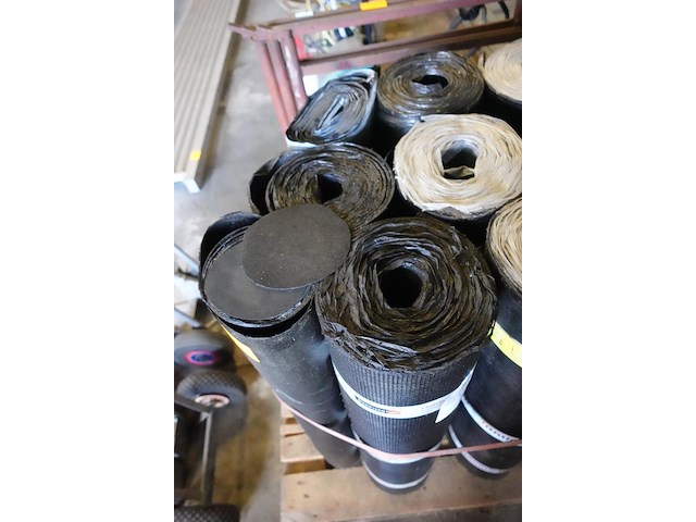 9x rol asfalt - afbeelding 6 van  6