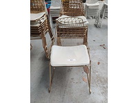 9x stoel goud +6x kussen (9x+6x) - afbeelding 1 van  3