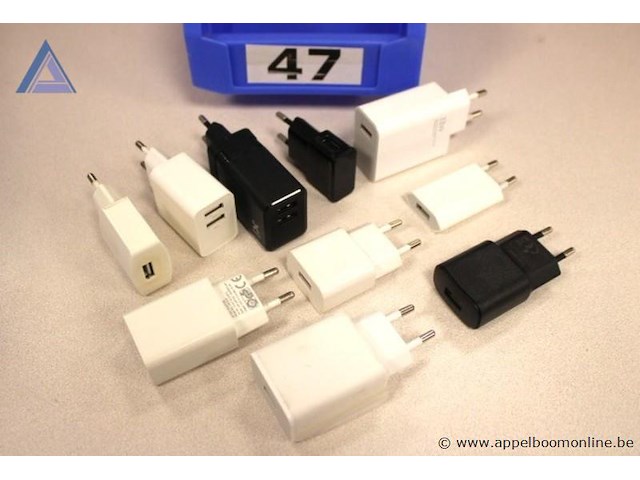 9x usb wandladers, werking niet gekend - afbeelding 1 van  1