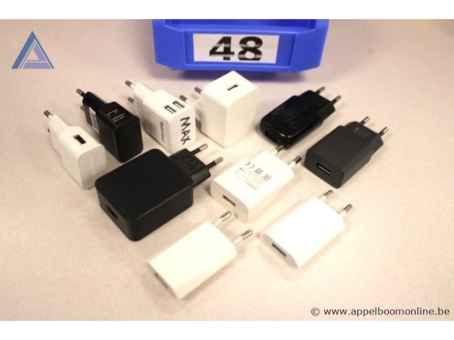 9x usb wandladers, werking niet gekend - afbeelding 1 van  1