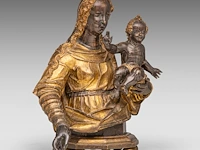 A 16thc italian gilt limewood bust of the madonna with child, on a matching wooden base 40 cm. (15 3/4 in.) - afbeelding 6 van  8