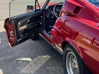 A 1968 shelby gt350 fastback, 302 cui v8, four-speed manual, candy apple red over black, shelby no. 02716 - afbeelding 57 van  73
