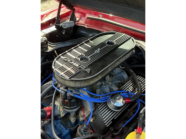 A 1968 shelby gt350 fastback, 302 cui v8, four-speed manual, candy apple red over black, shelby no. 02716 - afbeelding 65 van  73