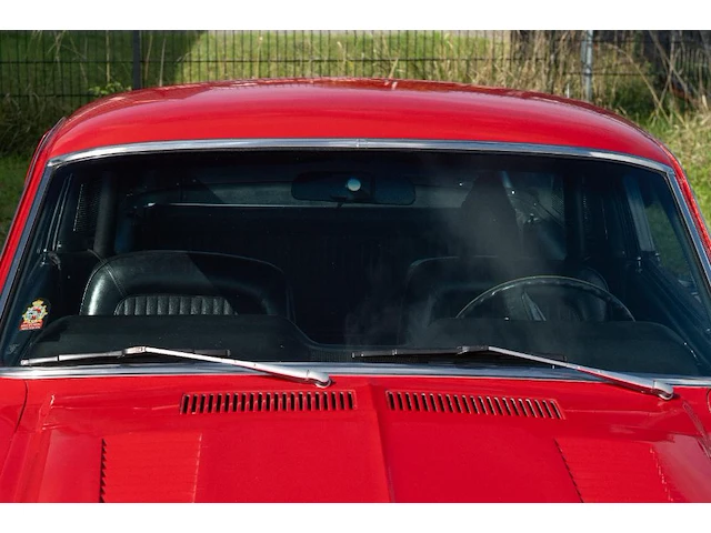 A 1968 shelby gt350 fastback, 302 cui v8, four-speed manual, candy apple red over black, shelby no. 02716 - afbeelding 73 van  73