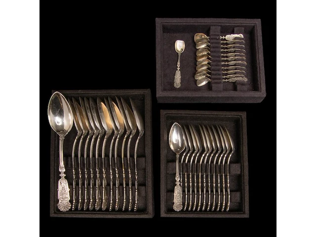 A 198-piece silver cutlery service, german hallmarks (1888-present), 800/000, total weight: 14733 g - afbeelding 17 van  17