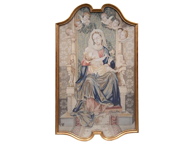 A 19thc wall tapestry depicting a sedes sapientiae, marked t.d.w. 147 x 98.5 cm. (57.86 x 38.78 in.) - afbeelding 1 van  4