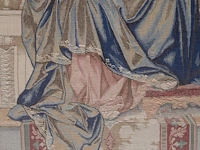 A 19thc wall tapestry depicting a sedes sapientiae, marked t.d.w. 147 x 98.5 cm. (57.86 x 38.78 in.) - afbeelding 4 van  4