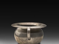 A bruges pewter chamber pot, by de witt, 18thc 12 x 28 cm. (4.71 x 11.01 in.) - afbeelding 2 van  5