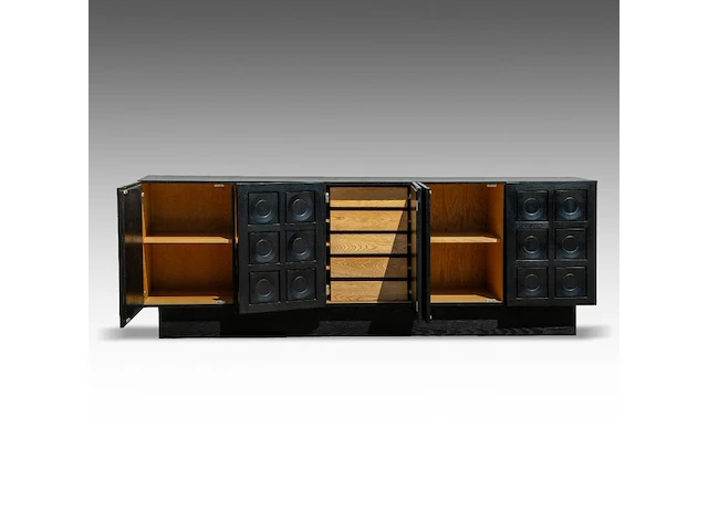 A brutalist black-stained oak dresser by de coene, courtrai 95 x 274 x 52.5 cm. (37.39 x 107.87 x 20.67 in.) - afbeelding 8 van  8