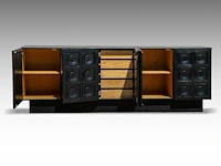 A brutalist black-stained oak dresser by de coene, courtrai 95 x 274 x 52.5 cm. (37.39 x 107.87 x 20.67 in.) - afbeelding 8 van  8