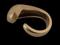 A cartier 18ct yellow gold and diamond 'yin-yang' ring, weight: 21 g (+) - afbeelding 6 van  10