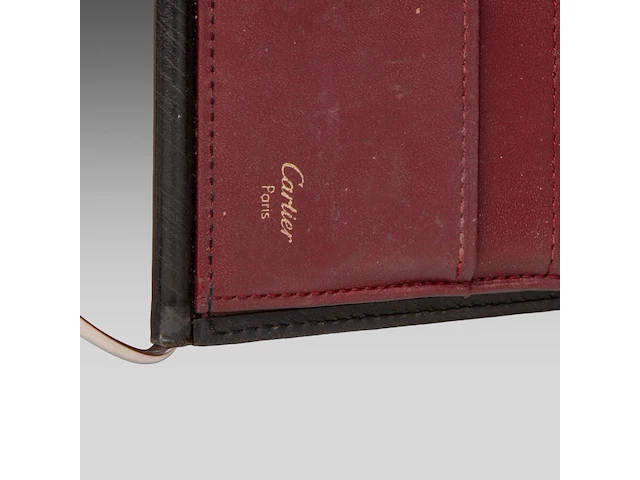 A cartier black 'trinity' top handle bag and a 'trinity' wallet - afbeelding 4 van  13