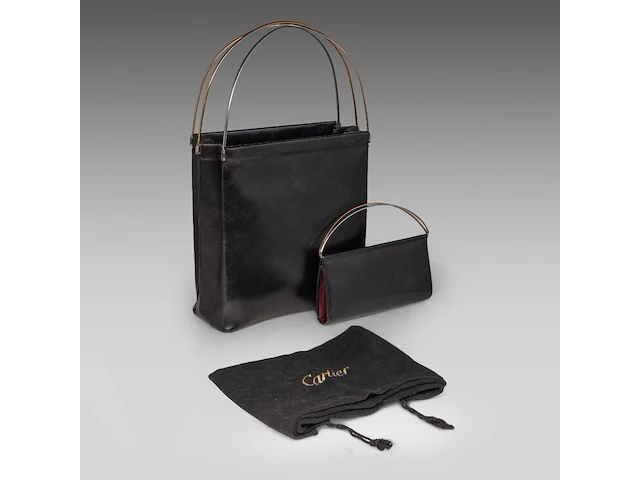 A cartier black 'trinity' top handle bag and a 'trinity' wallet - afbeelding 5 van  13