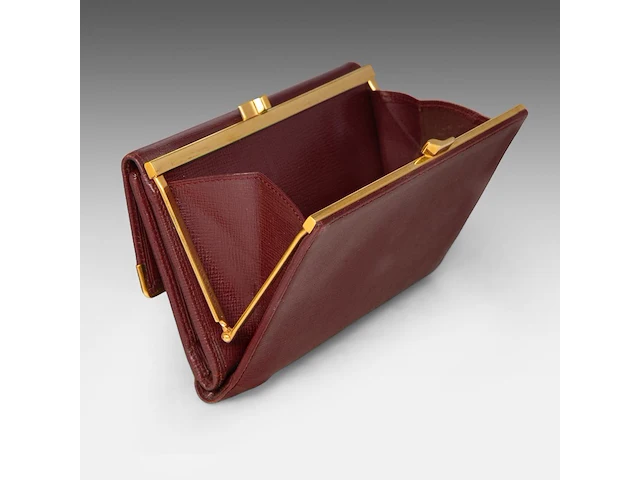 A cartier burgundy 'trinity' top handle bag, wallet and two 'must de cartier' wallets - afbeelding 3 van  16