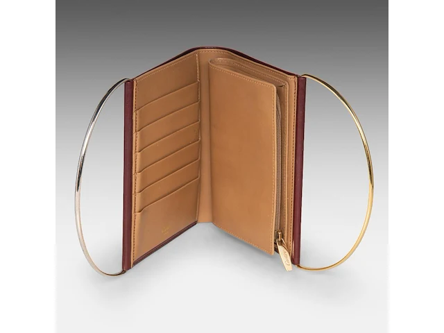 A cartier burgundy 'trinity' top handle bag, wallet and two 'must de cartier' wallets - afbeelding 4 van  16
