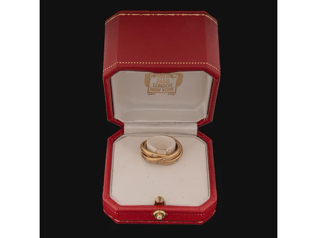 A cartier constellation trinity ring in 18ct yellow gold, weight: 11 g (+) - afbeelding 10 van  14