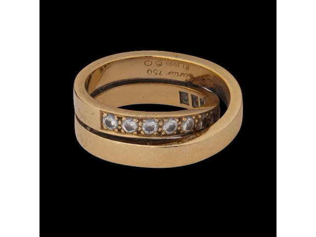 A cartier 'paris nouvelle vague' crossover ring, 18ct yellow gold and diamonds, 17,7 g (+) - afbeelding 12 van  20