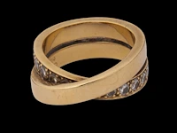 A cartier 'paris nouvelle vague' crossover ring, 18ct yellow gold and diamonds, 17,7 g (+) - afbeelding 16 van  20