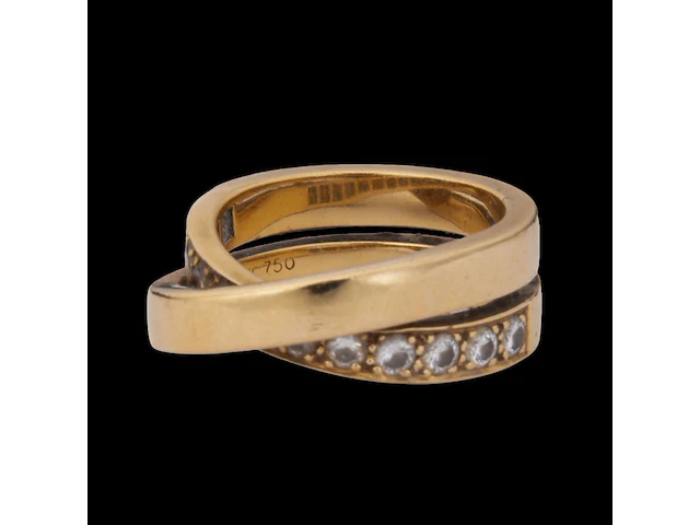 A cartier 'paris nouvelle vague' crossover ring, 18ct yellow gold and diamonds, 17,7 g (+) - afbeelding 18 van  20